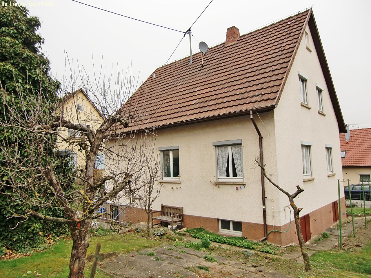 Reutlingen: Einfamilienhaus sucht eine neue Familie, welche handwerklich begabt ist   Reutlingen: Einfamilienhaus sucht eine neue Familie, welche handwerklich begabt ist