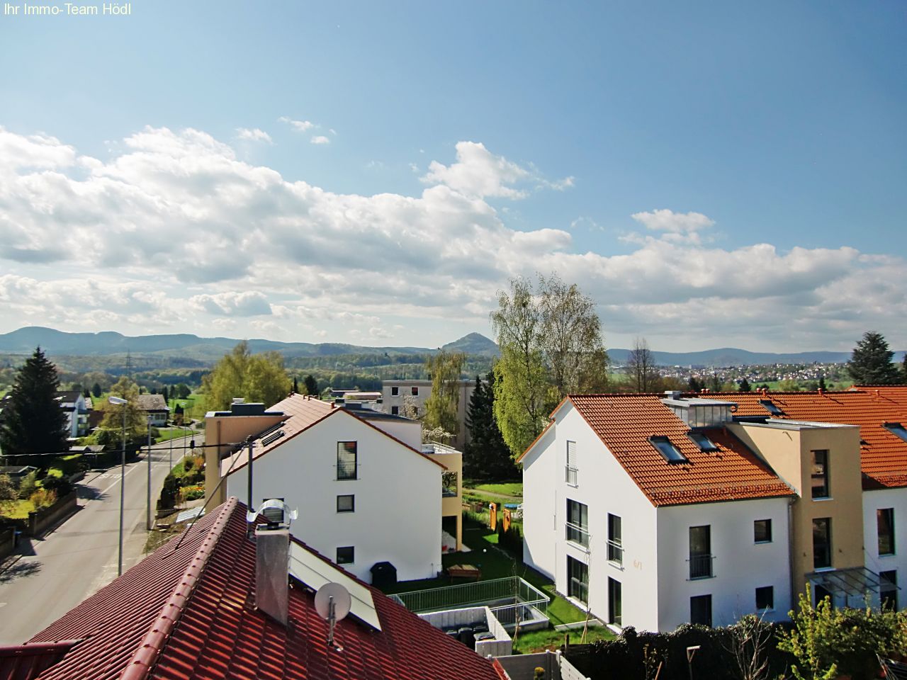 Reutlingen: Traumhafte Maisonette-Wohnung mit traumhafter Aussicht sucht neuen Eigentümer  Reutlingen: Traumhafte Maisonette-Wohnung mit traumhafter Aussicht sucht neuen Eigentümer