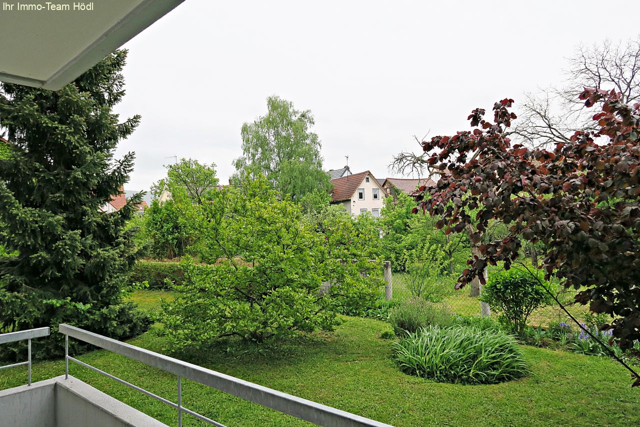 Metzingen: Schöne Wohnung mit Blick ins Grüne  Metzingen: Schöne Wohnung mit Blick ins Grüne