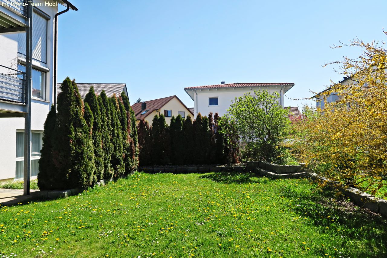 Reutlingen: Tolle Wohnung mit großem Garten in super Lage in Rommelsbach!!  Reutlingen: Tolle Wohnung mit großem Garten in super Lage in Rommelsbach!!