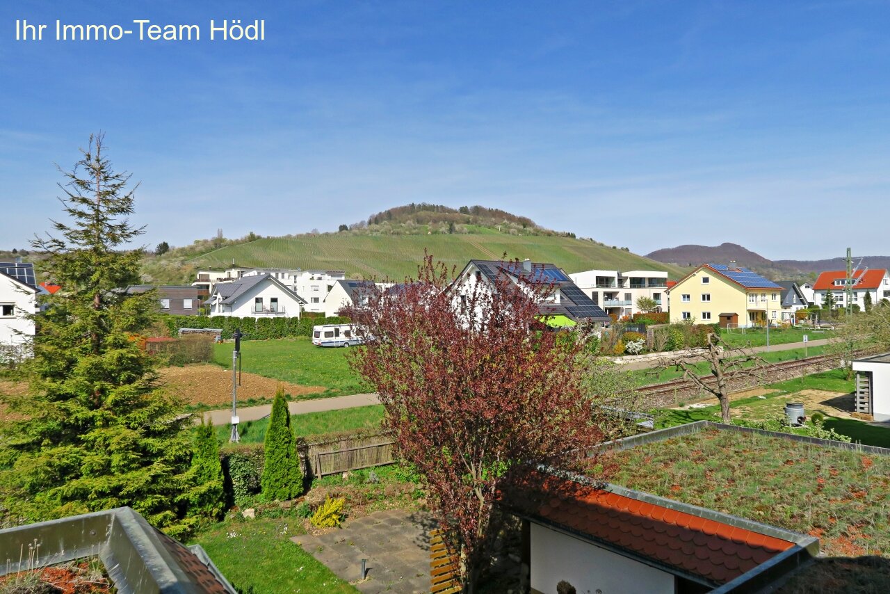Metzingen: Großes Haus mit schönem Garten sucht neuen Eigentümer!!  Metzingen: Großes Haus mit schönem Garten sucht neuen Eigentümer!!