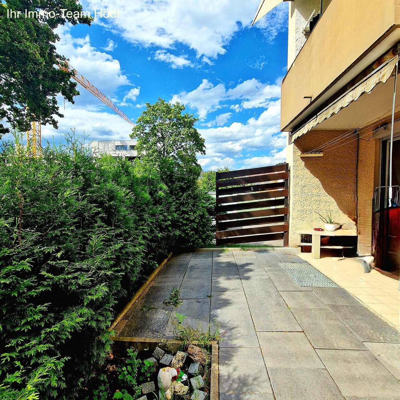 Pfullingen: Tolle Wohnung mit Terrasse, Garage und Fernwärme!!  Pfullingen: Tolle Wohnung mit Terrasse, Garage und Fernwärme!!