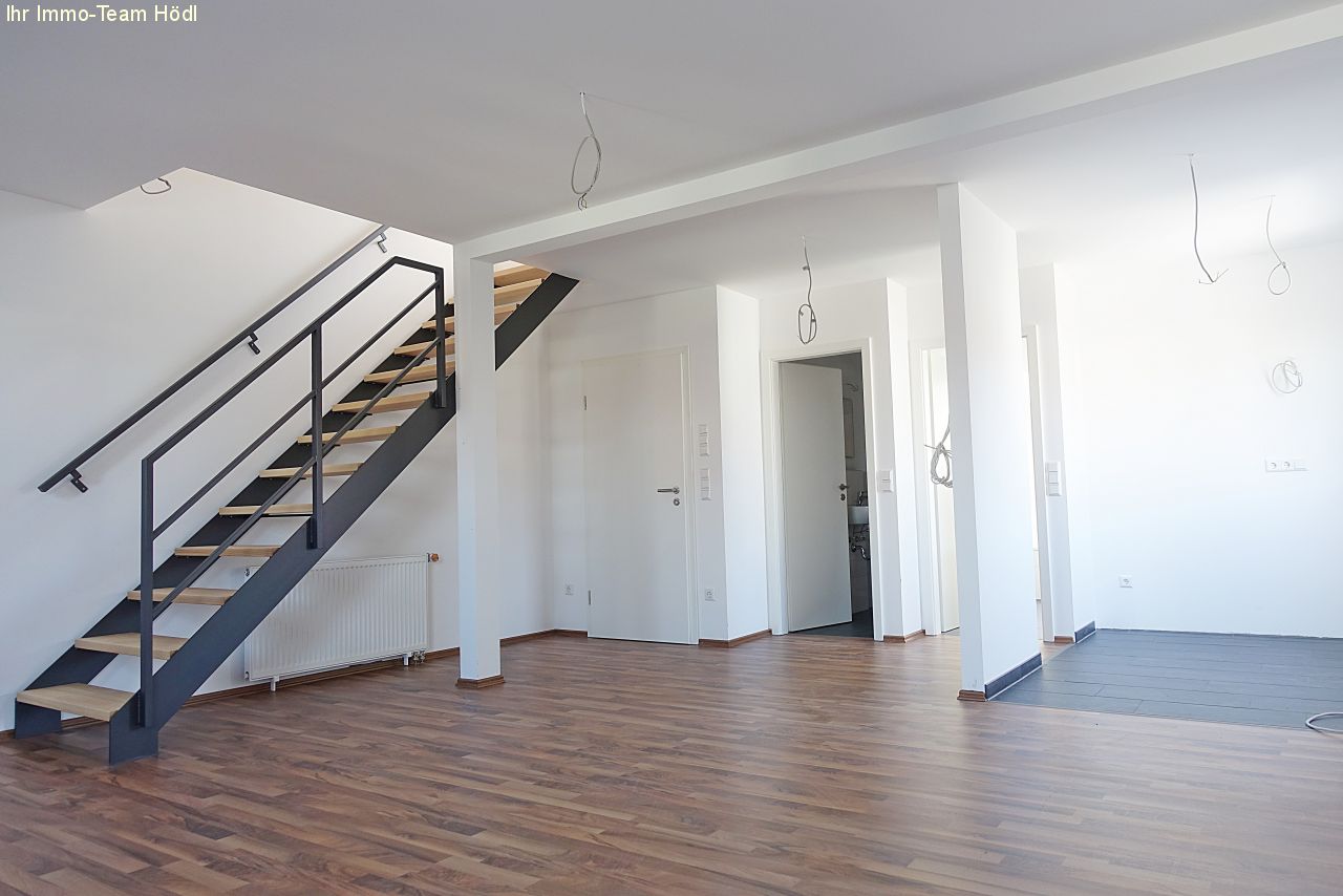 Pliezhausen: Tolle Dachgeschoss-Maisonette-Wohnung sucht neuen Mieter!!  Pliezhausen: Tolle Dachgeschoss-Maisonette-Wohnung sucht neuen Mieter!!