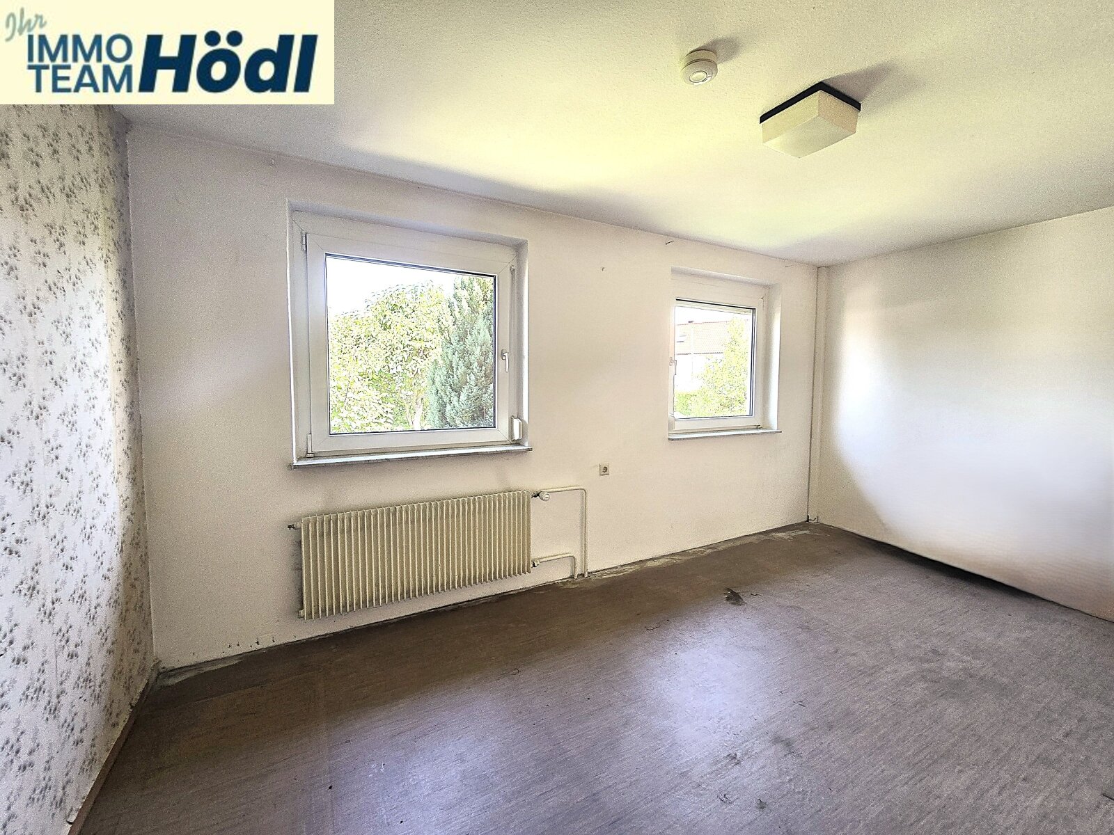 Reihenendhaus mit Wintergarten, Garten & Garage – Reutlingen