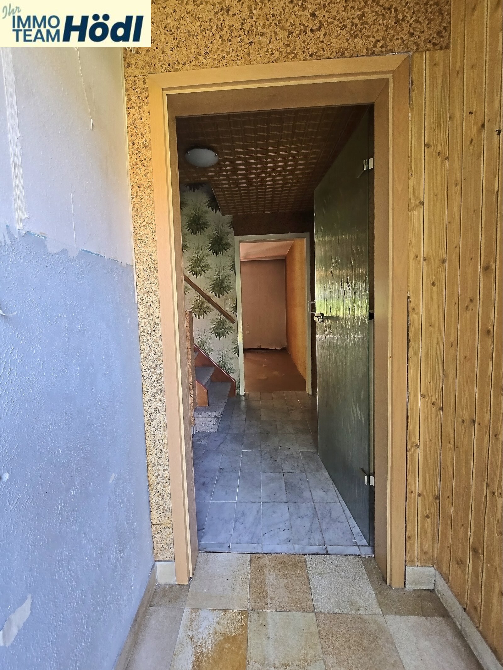 Reihenendhaus mit Wintergarten, Garten & Garage – Reutlingen