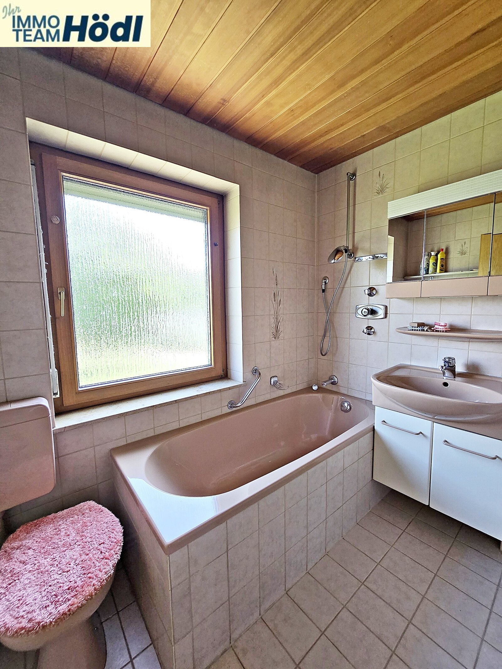 Sonniges Reihenmittelhaus sucht neuen Eigentümer!!