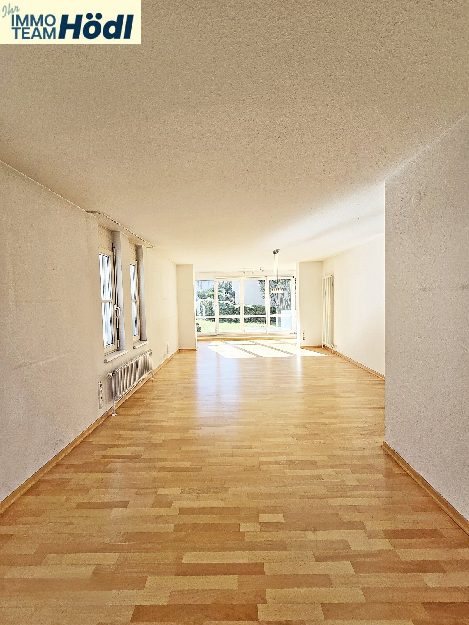 Tolle Wohnung mit Wintergarten und TG-Stellplatz sucht neuen Eigentümer!!