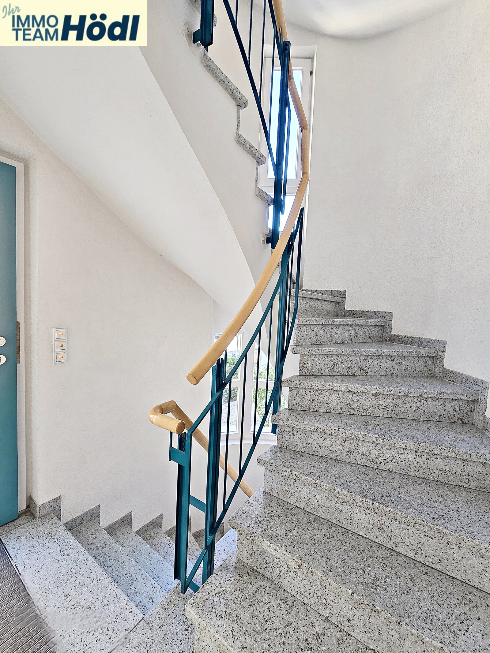 Tolle Wohnung mit Wintergarten und TG-Stellplatz sucht neuen Eigentümer!!