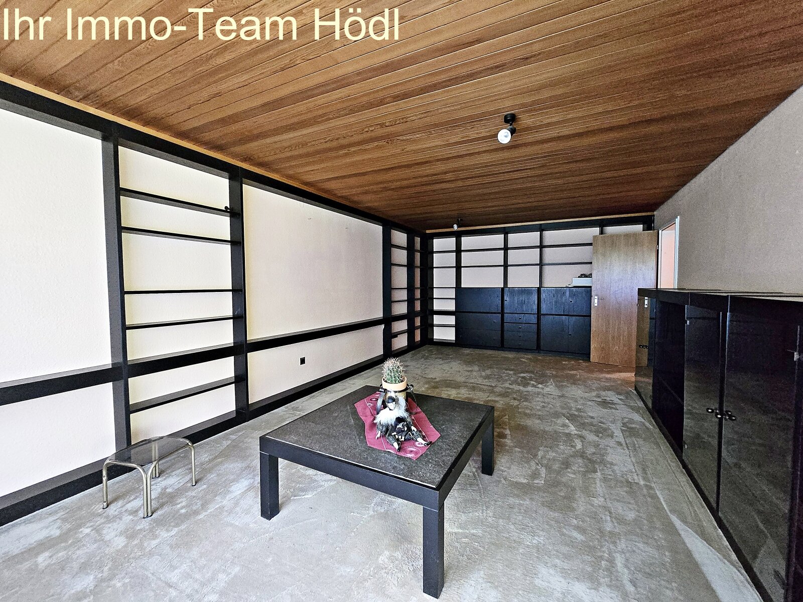 Große Wohnung mit Blick ins Grüne sucht neuen Eigentümer!!