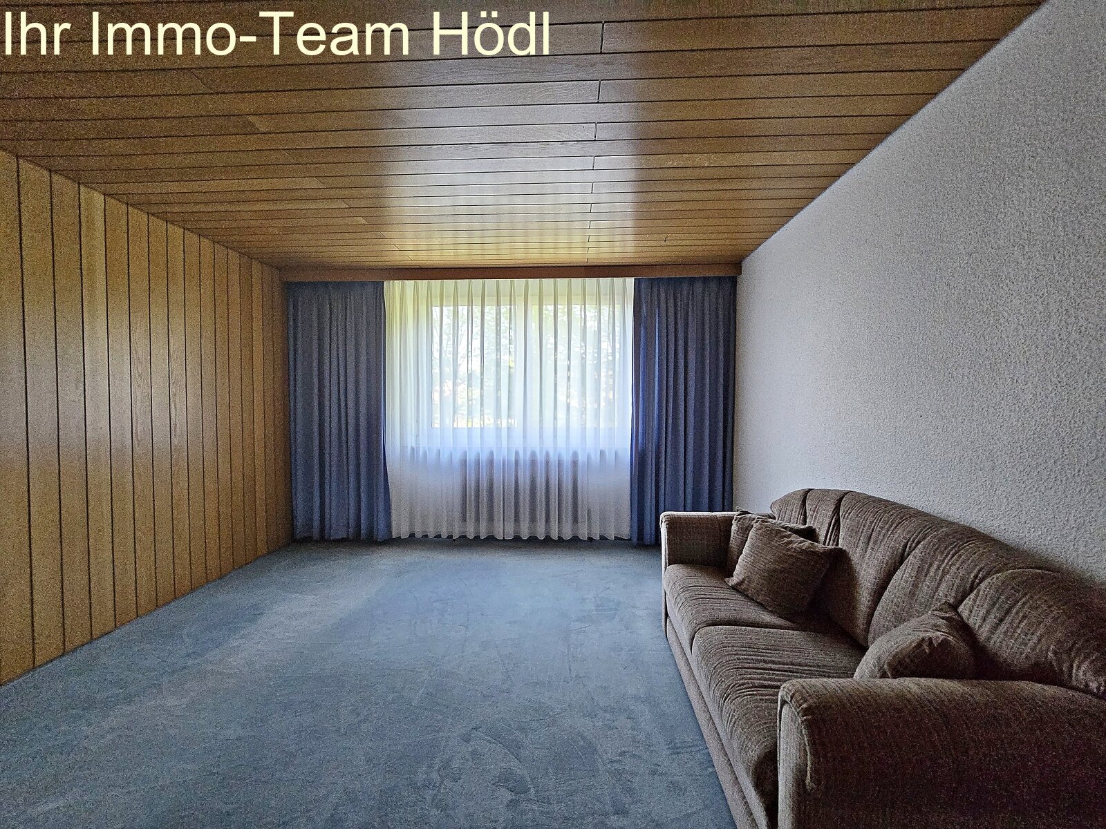 Große Wohnung mit Blick ins Grüne sucht neuen Eigentümer!!