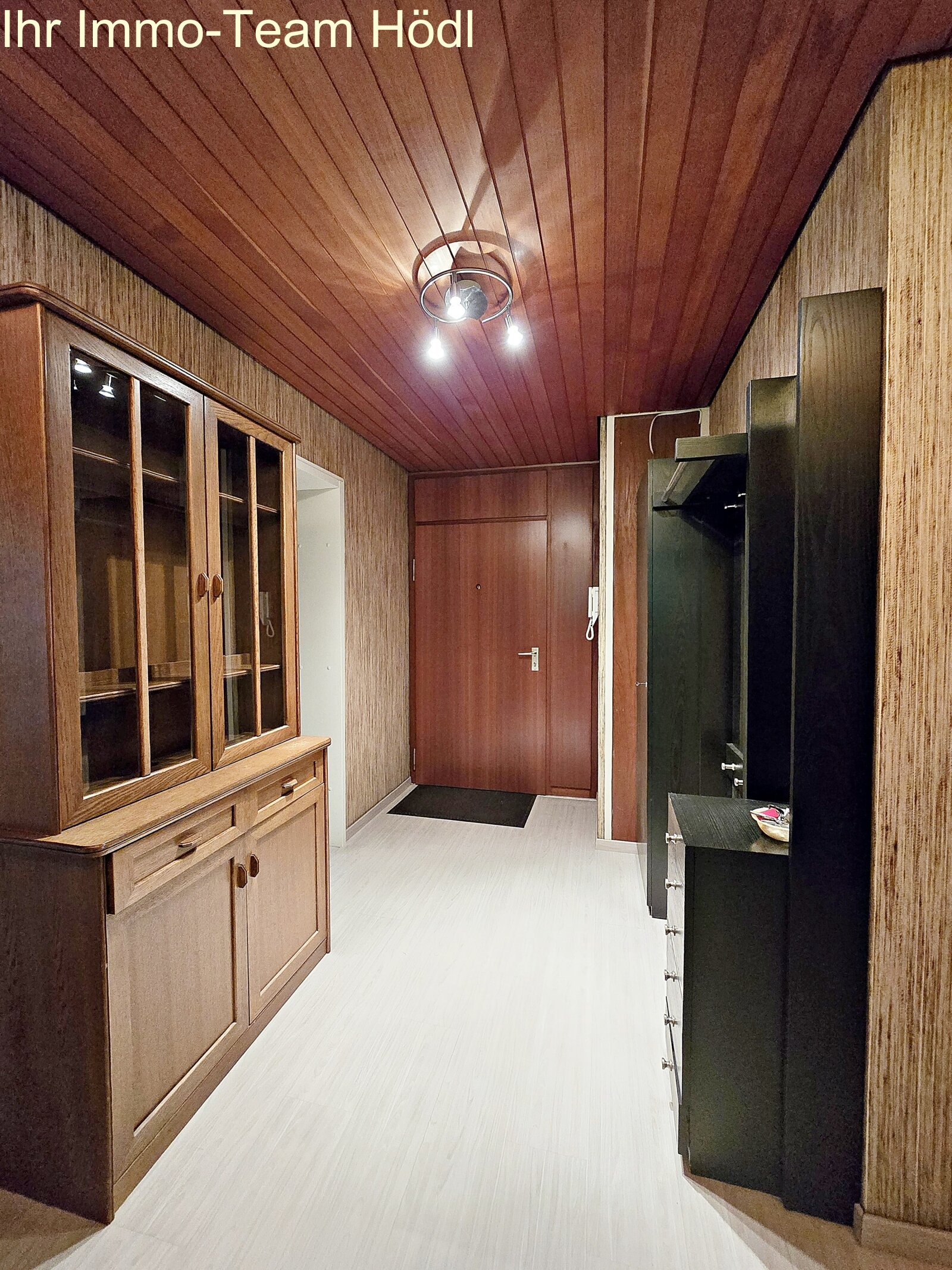 Große Wohnung mit Blick ins Grüne sucht neuen Eigentümer!!