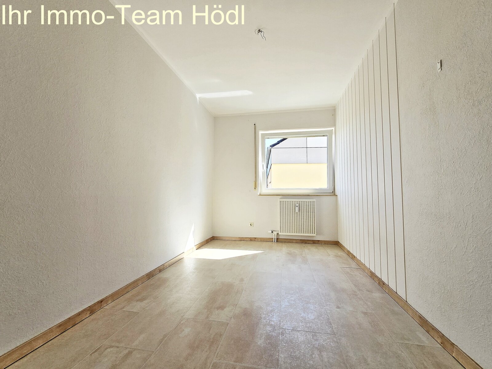 „Helle 4-Zimmer-Eigentumswohnung mit Süd-West-Balkon & Garage – ideal für Familien oder als Kapitalanlage!“