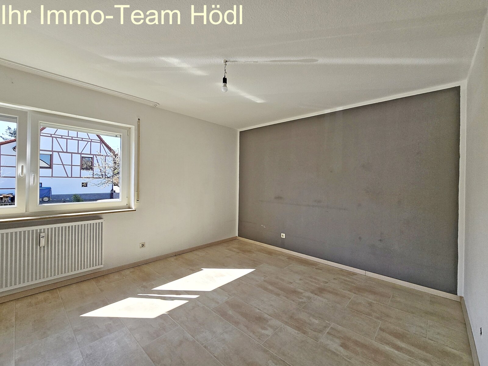 „Helle 4-Zimmer-Eigentumswohnung mit Süd-West-Balkon & Garage – ideal für Familien oder als Kapitalanlage!“