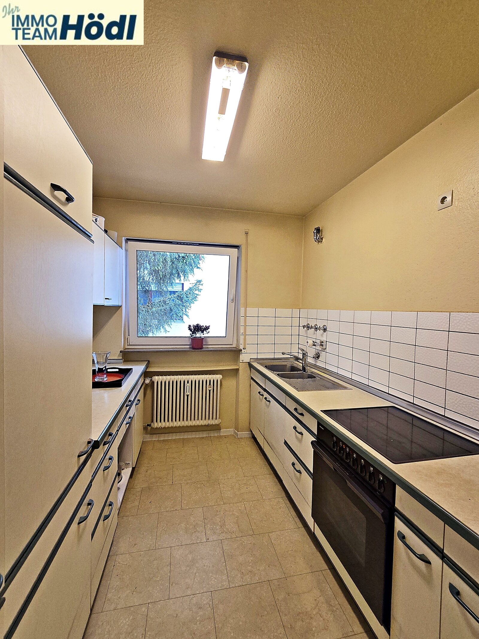 Tolle Wohnung mit Blick ins Grüne und Garage sucht neuen Eigentümer!!