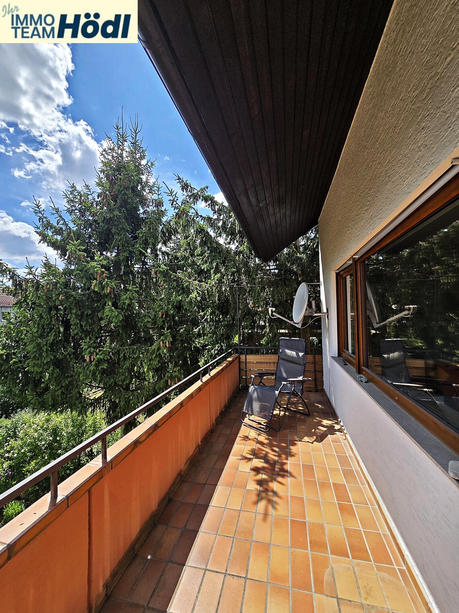 Tolle Wohnung mit Blick ins Grüne und Garage sucht neuen Eigentümer!!