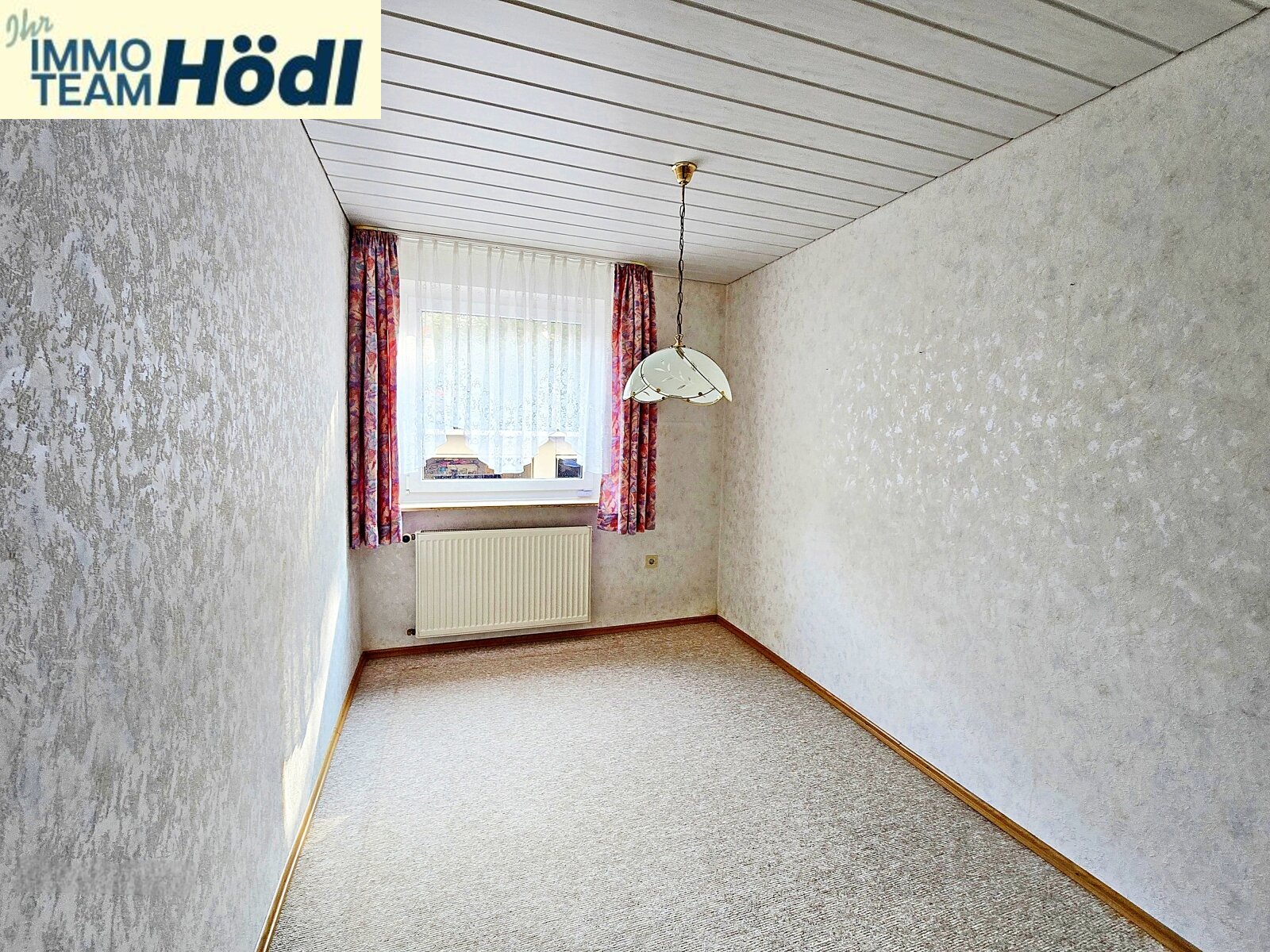 Helle 3-Zimmerwohnung mit Balkon und Garage in Pfullingen!!