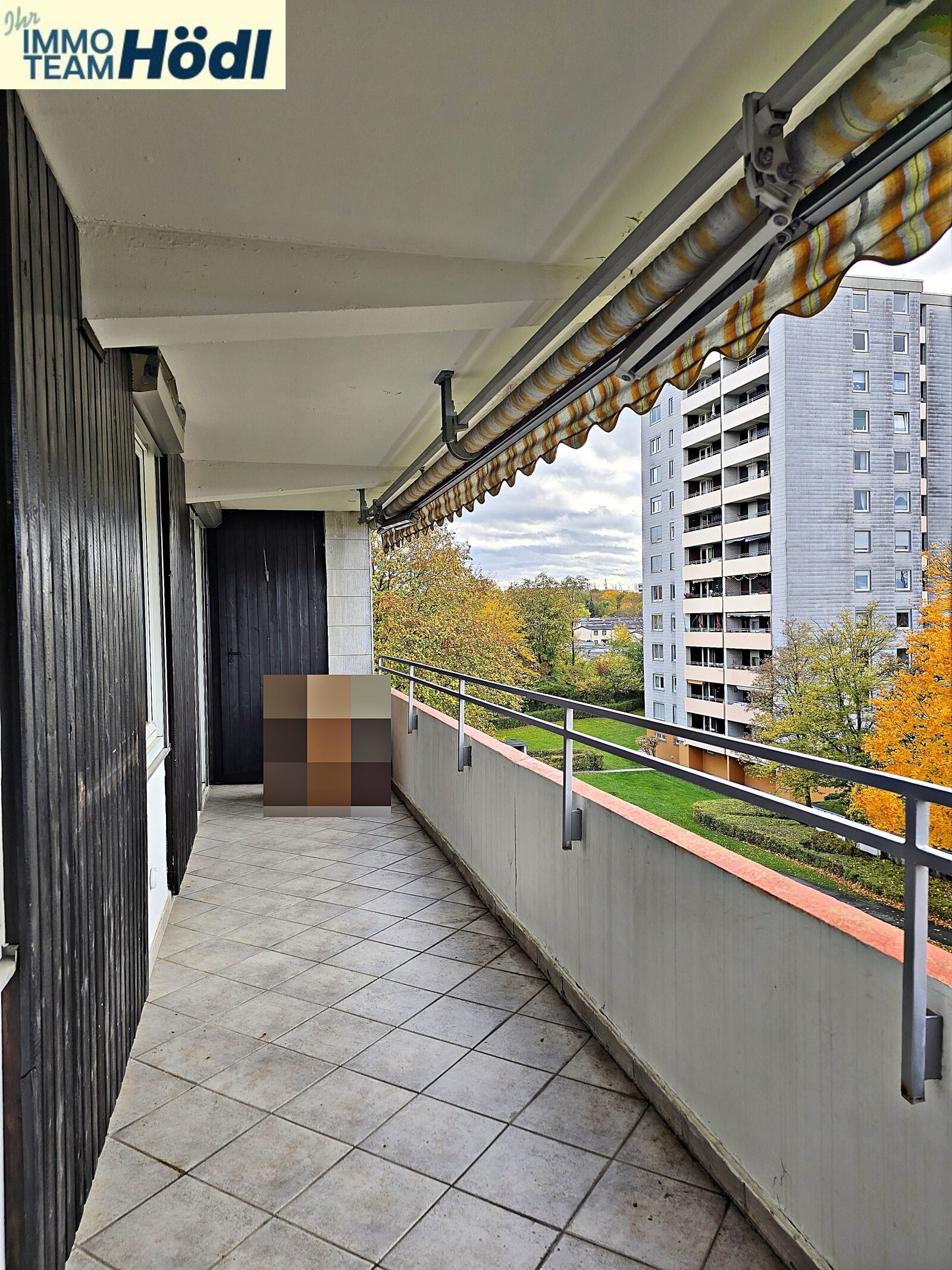 Familien aufgepasst !! Große Wohnung mit tollem Ausblick sucht neuen Eigentümer!!