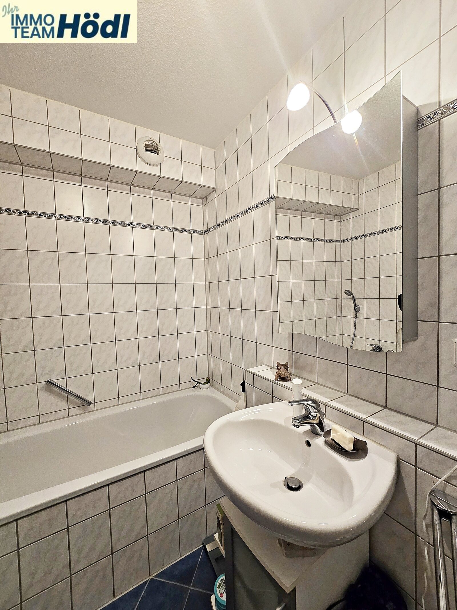 Tolle Wohnung mit solventer Mieterin sucht neuen Eigentümer!!