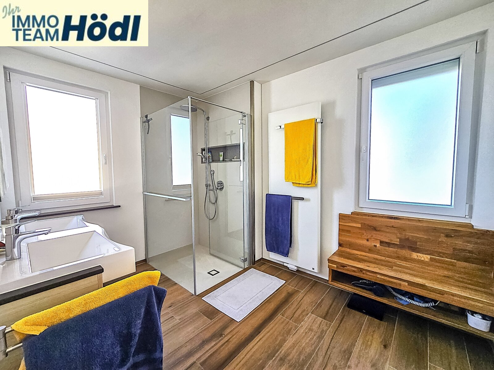 Traumhaftes kernsaniertes Wohnhaus mit modernster Ausstattung!!