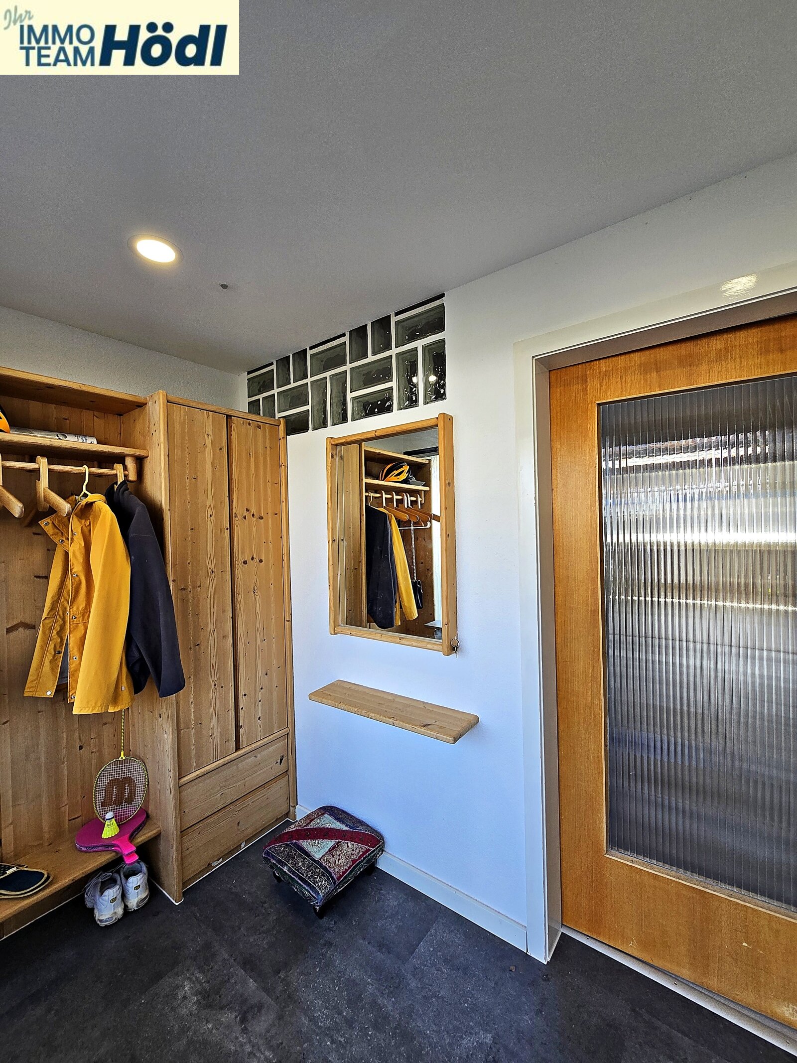 Tolles Reihenmittelhaus mit Garage und AAP im Freien sucht neuen Eigentümer!!