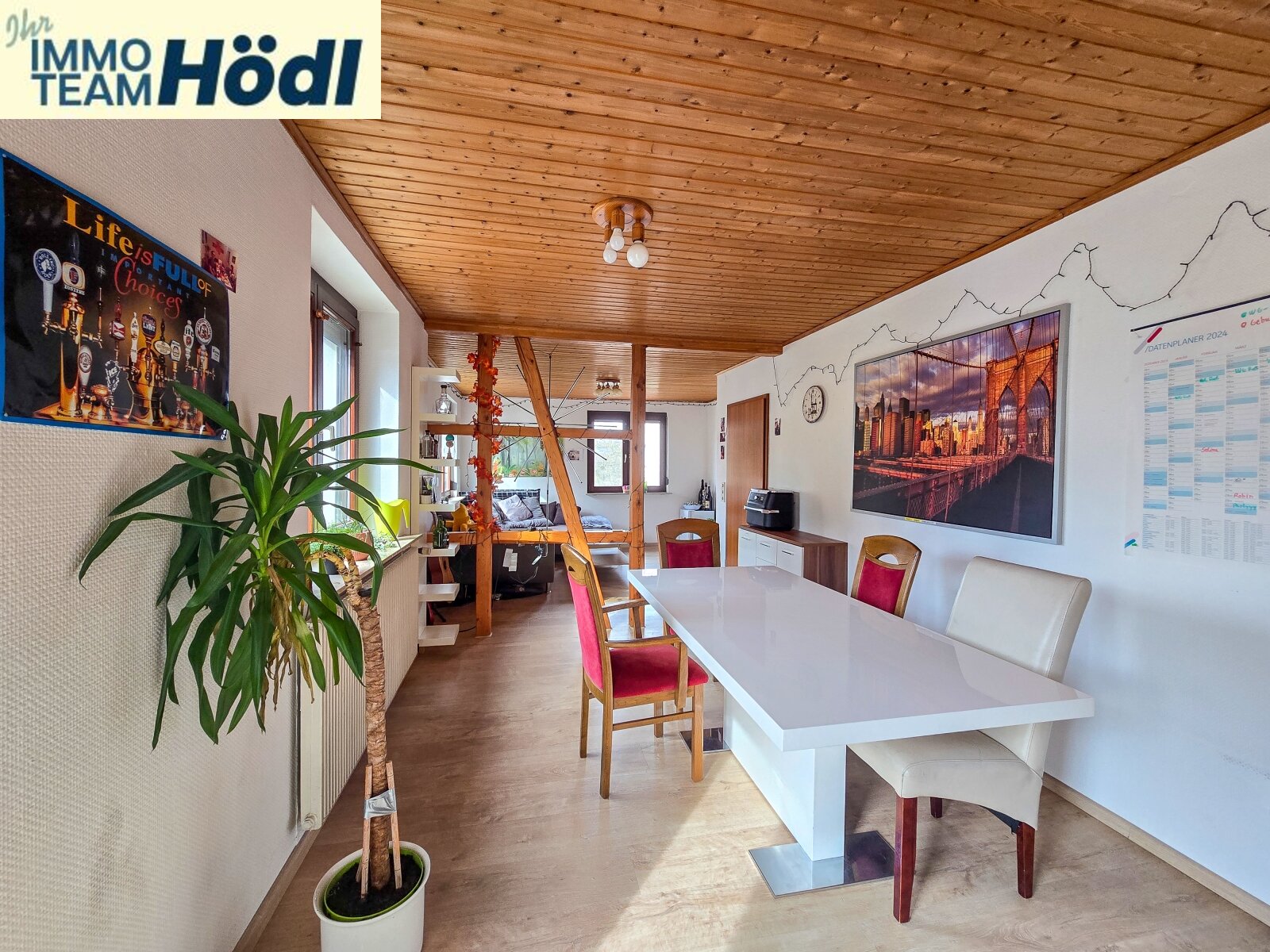 Charmantes Wohnhaus mit Potenzial für eine große Familie oder zwei Generationen