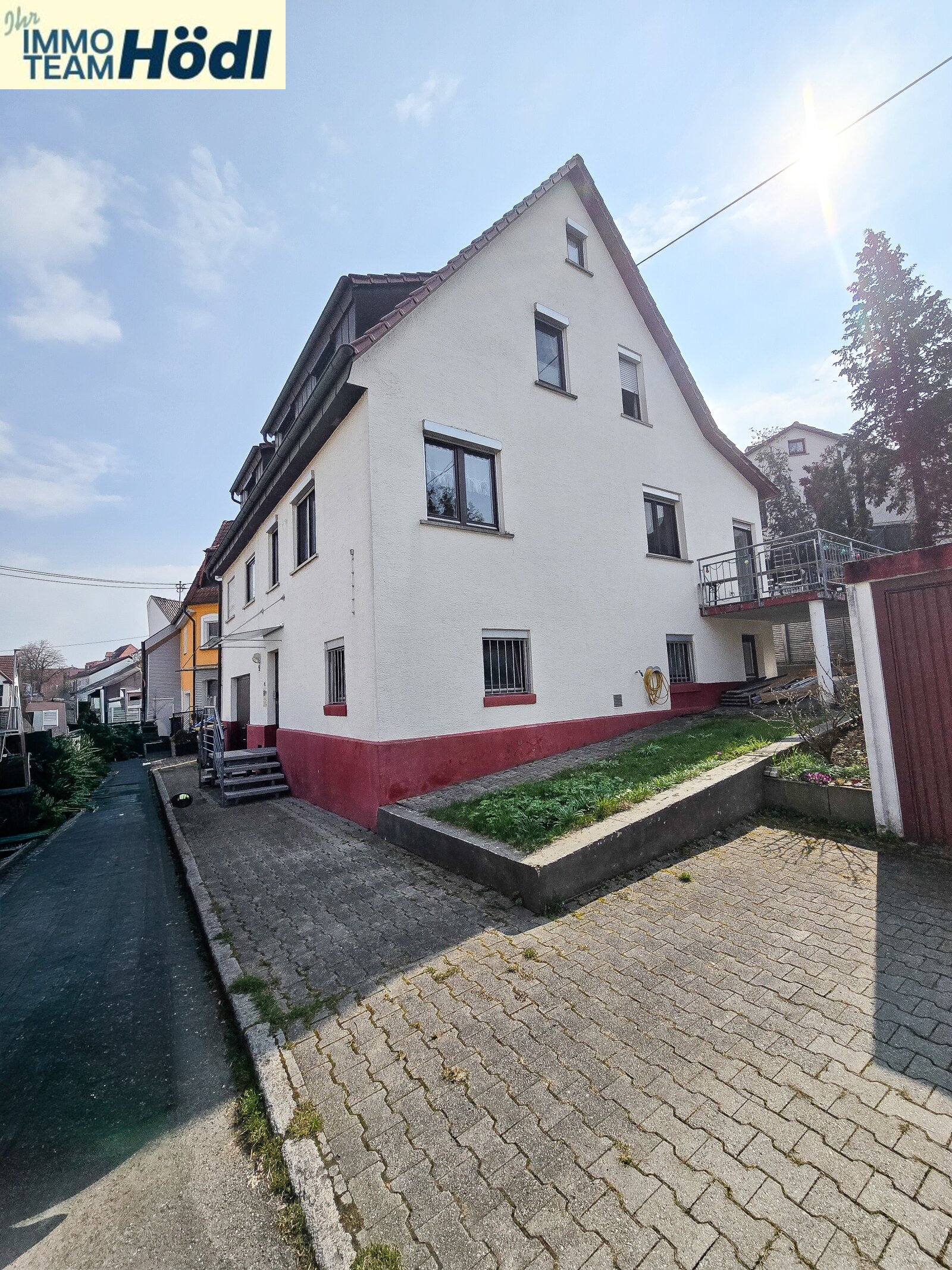 Charmantes Wohnhaus mit Potenzial für eine große Familie oder zwei Generationen