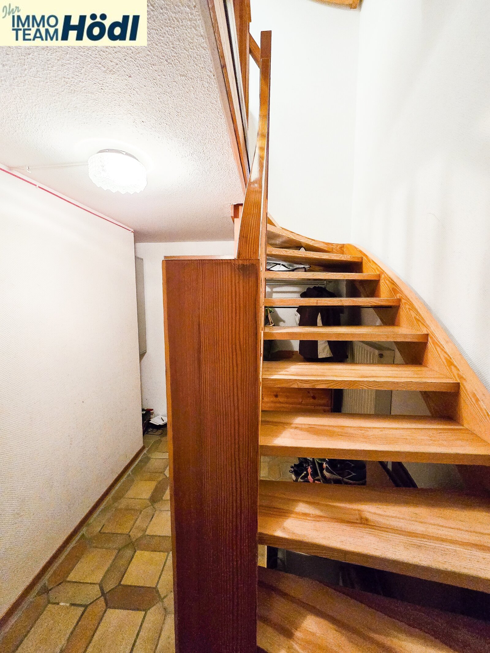 Doppelhaushälfte mit Garten und Garage – viel Platz für die ganze Familie