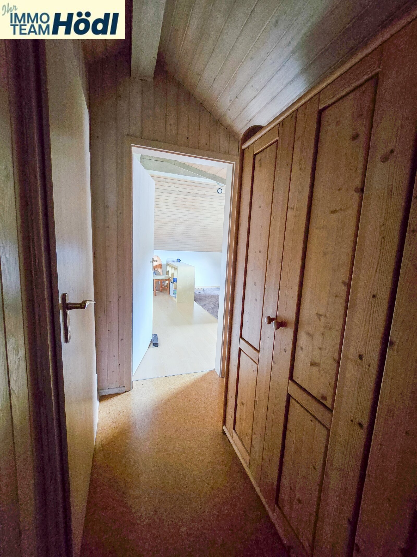 Doppelhaushälfte mit Garten und Garage – viel Platz für die ganze Familie