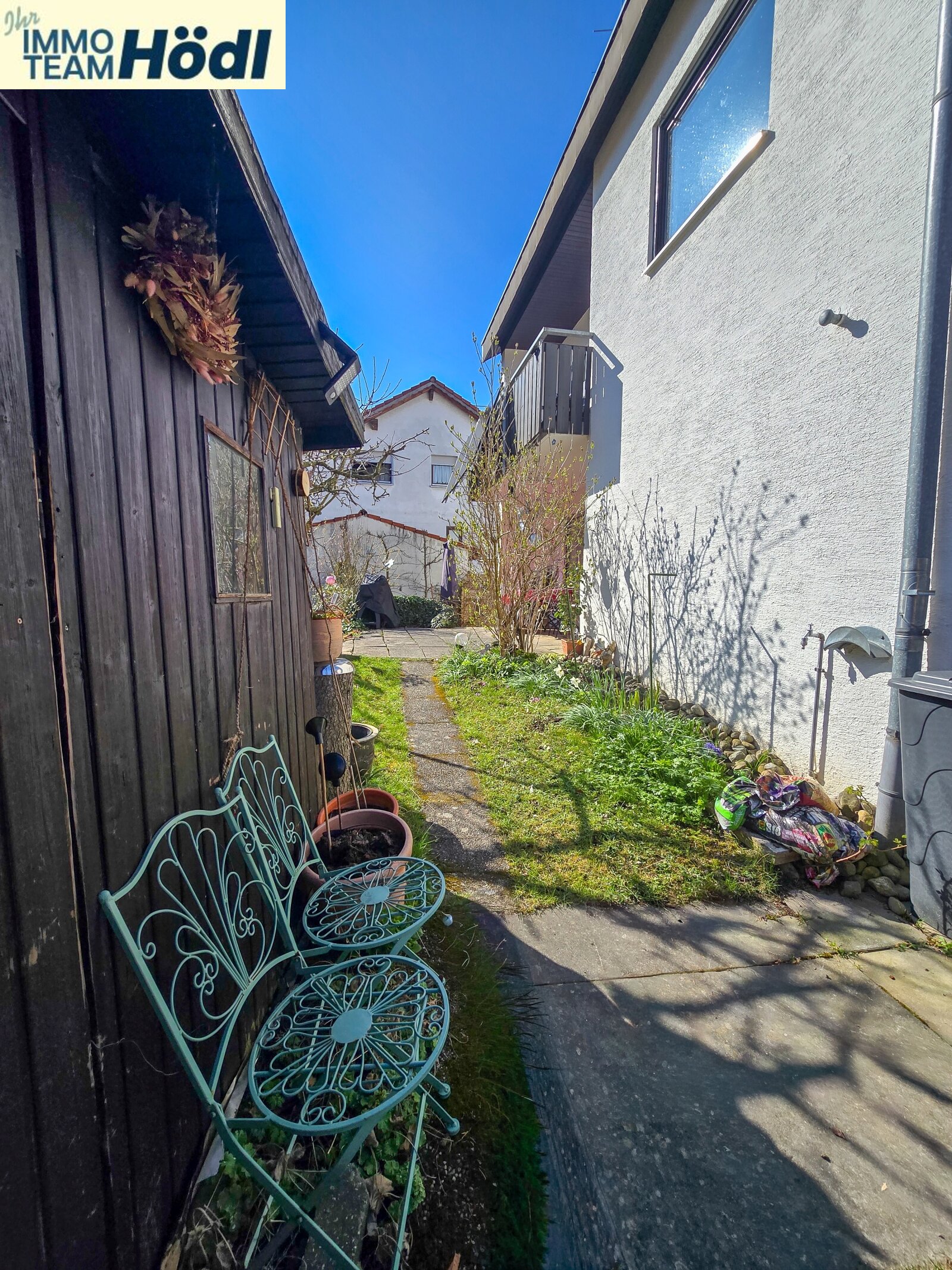 Doppelhaushälfte mit Garten und Garage – viel Platz für die ganze Familie