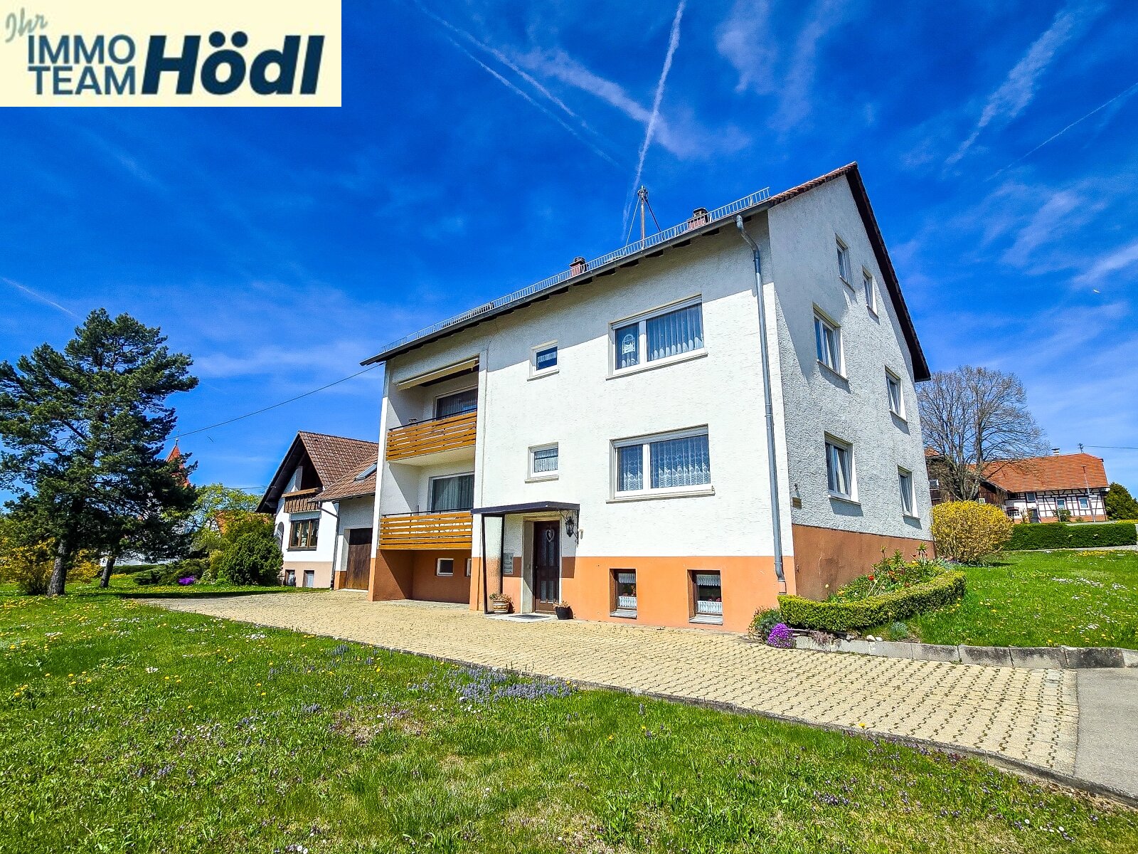Großzügiges 2-Familienhaus mit viel Potenzial und vielseitigen Nutzungsmöglichkeiten