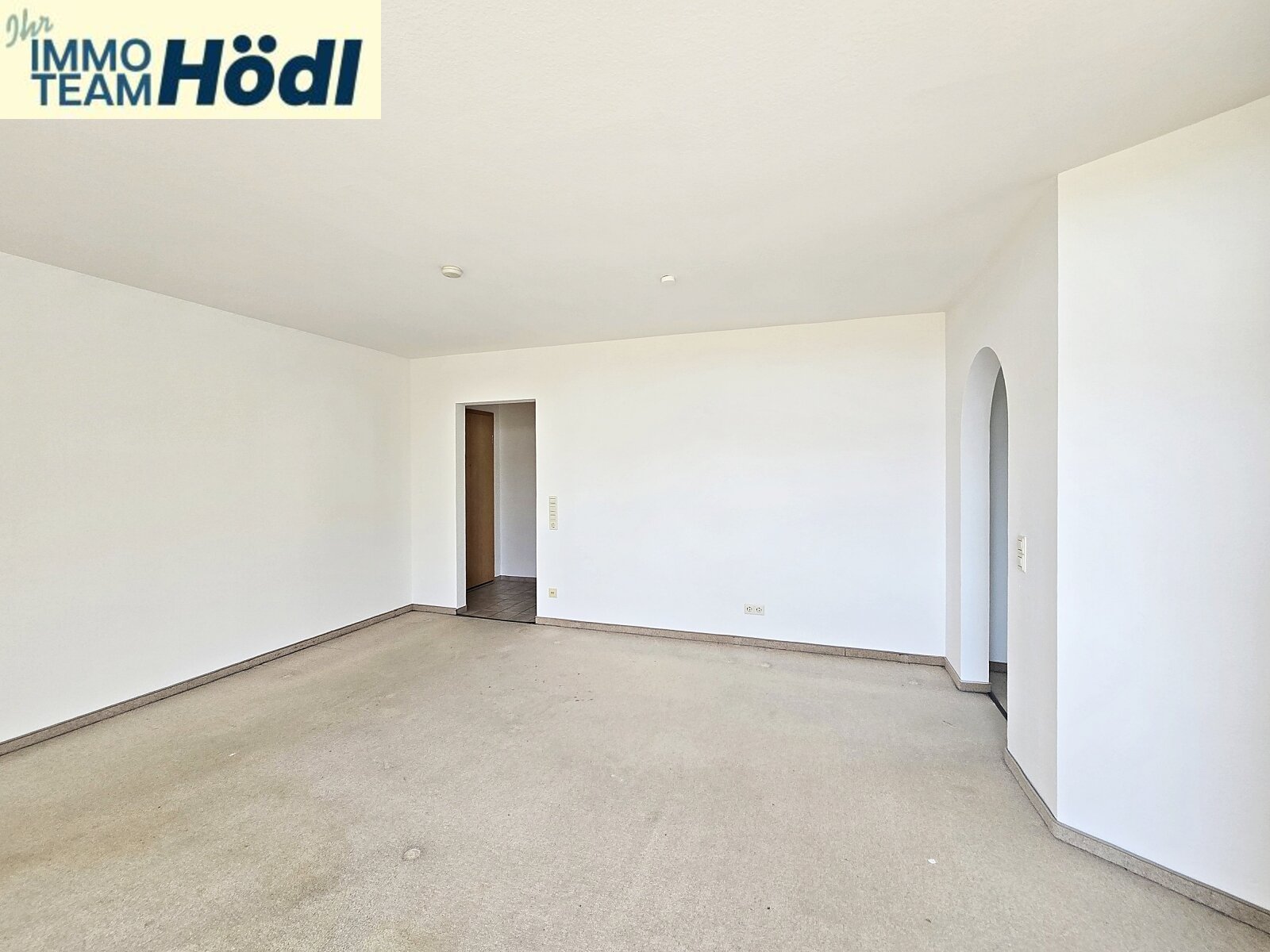 Schöne Wohnung steht zum Einzug bereit!!
