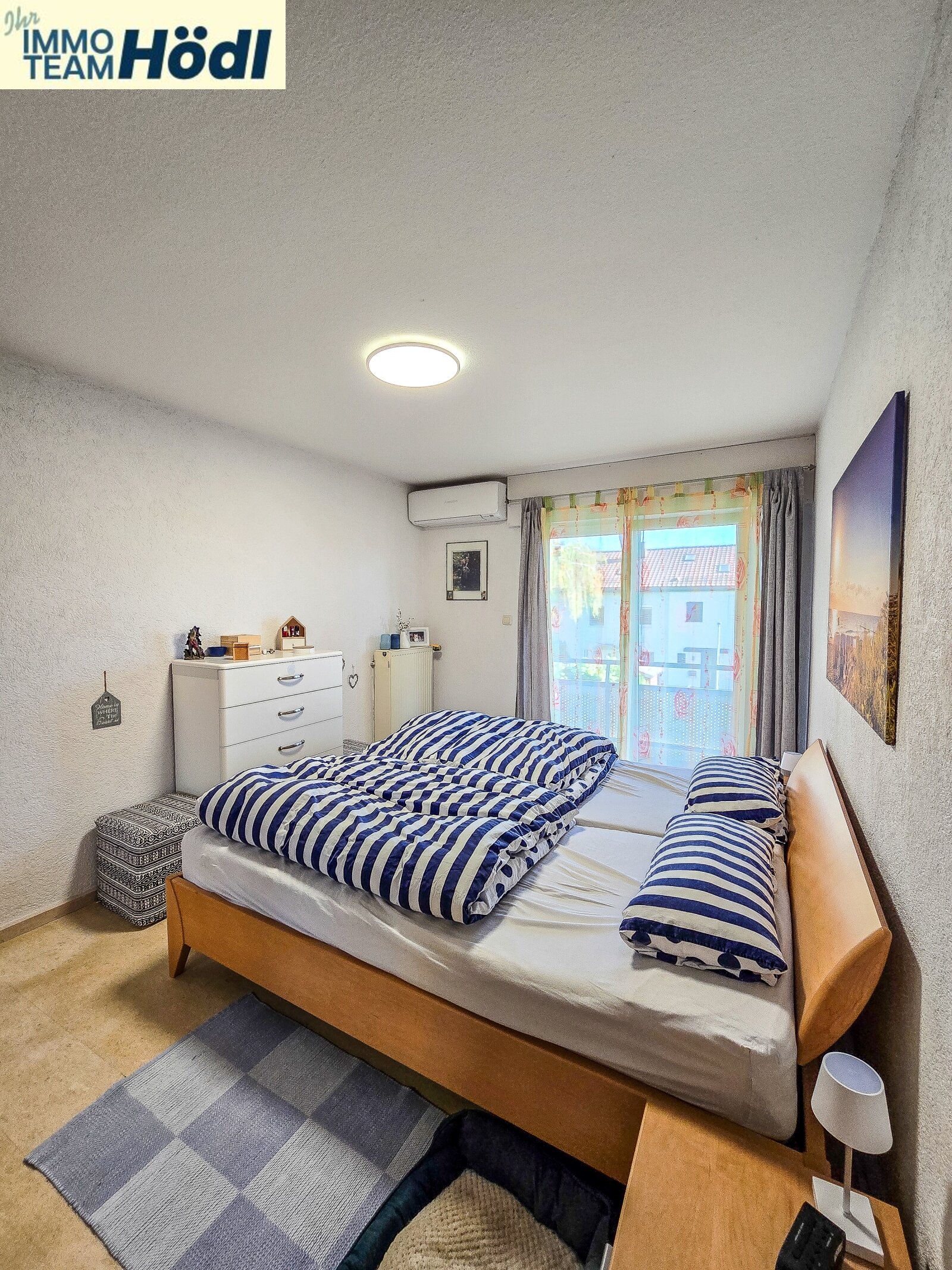 Modernisiertes Reiheneckhaus mit großem Garten, Garage und Klimaanlage