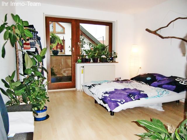 Altdorf: Herrliche DG-Wohnung mitten in Altdorf  Altdorf: Herrliche DG-Wohnung mitten in Altdorf