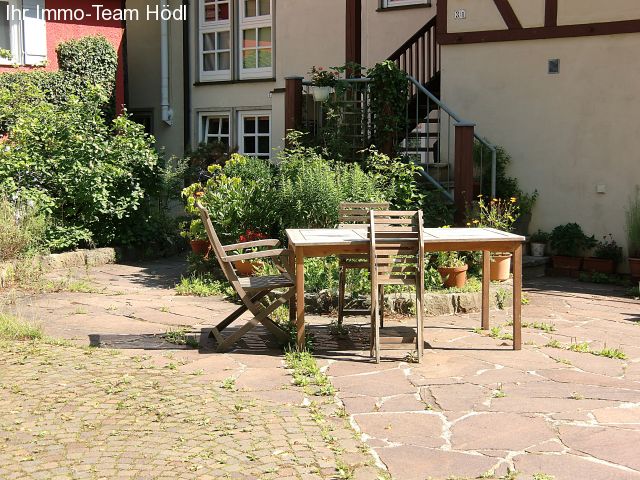 Kirchentellinsfurt: Außergewöhnliche Maisonette-Wohnung sucht neuen Mieter  Kirchentellinsfurt: Außergewöhnliche Maisonette-Wohnung sucht neuen Mieter