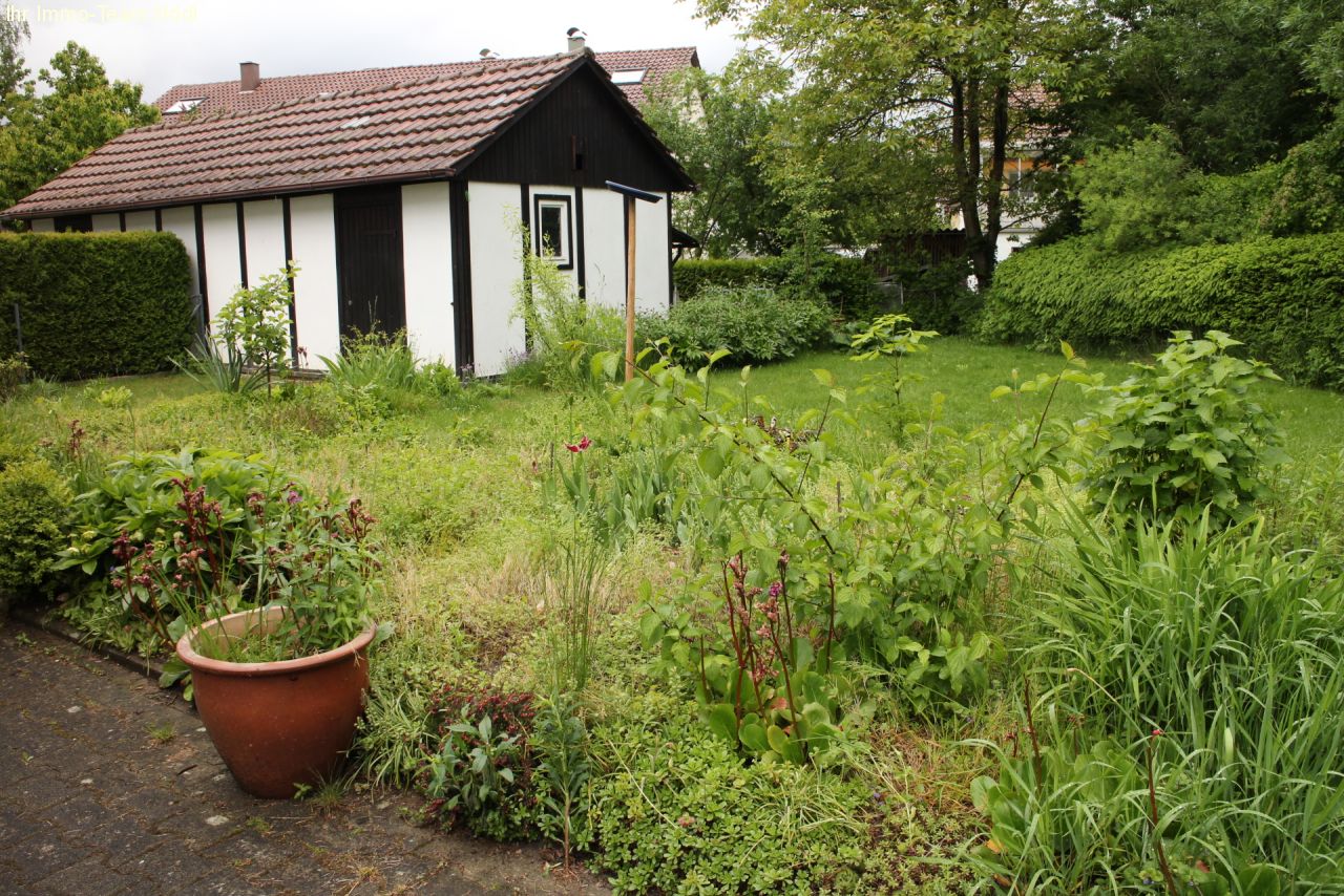 Gomaringen: Gartenliebhaber aufgepasst- Doppelhaushälfte in idyllischer Lage  Gomaringen: Gartenliebhaber aufgepasst- Doppelhaushälfte in idyllischer Lage