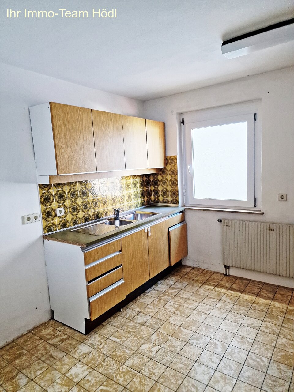 Abstellraum-Büro-Zimmer im OG