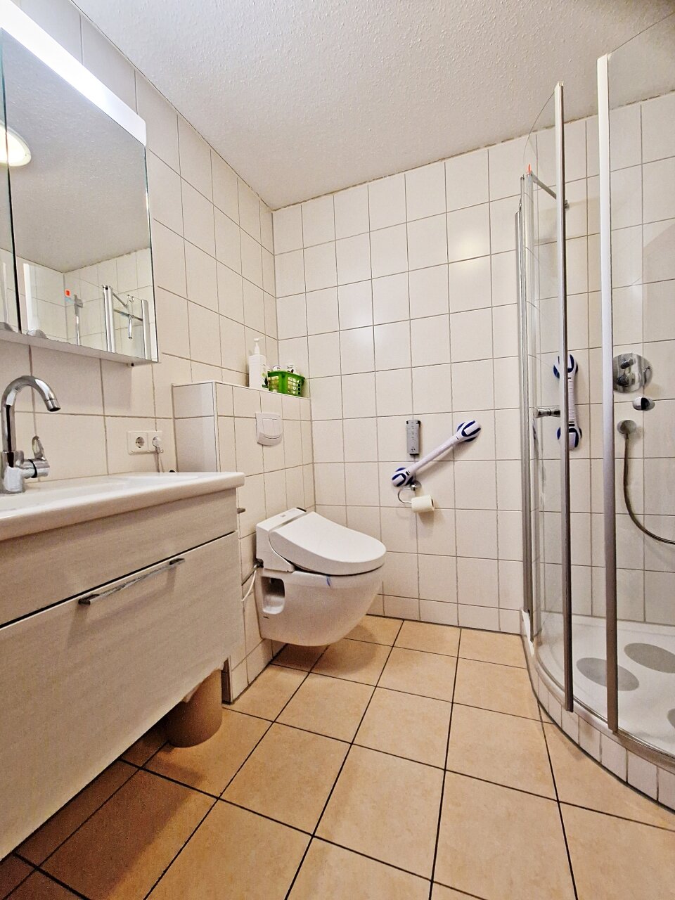 innenliegendes Duschbad mit WC