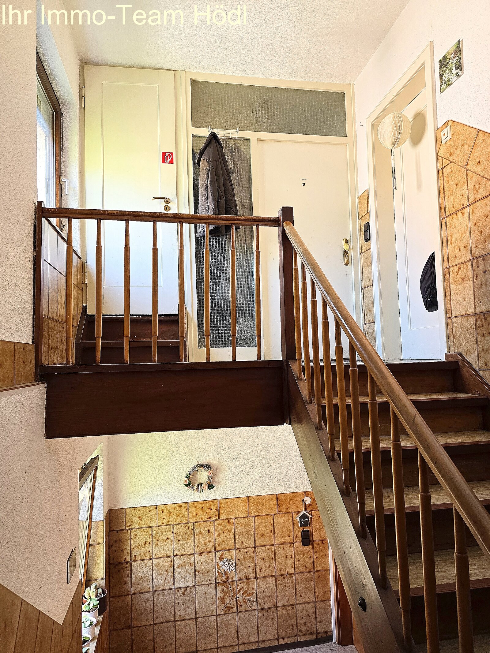 Eingangsbereich zur DG-Wohnung Eingangsbereich zur DG-Wohnung
