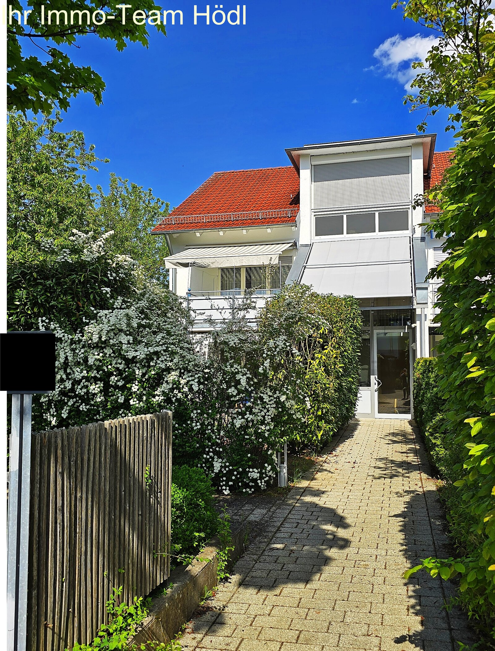 Frontansicht vom Haus Frontansicht vom Haus