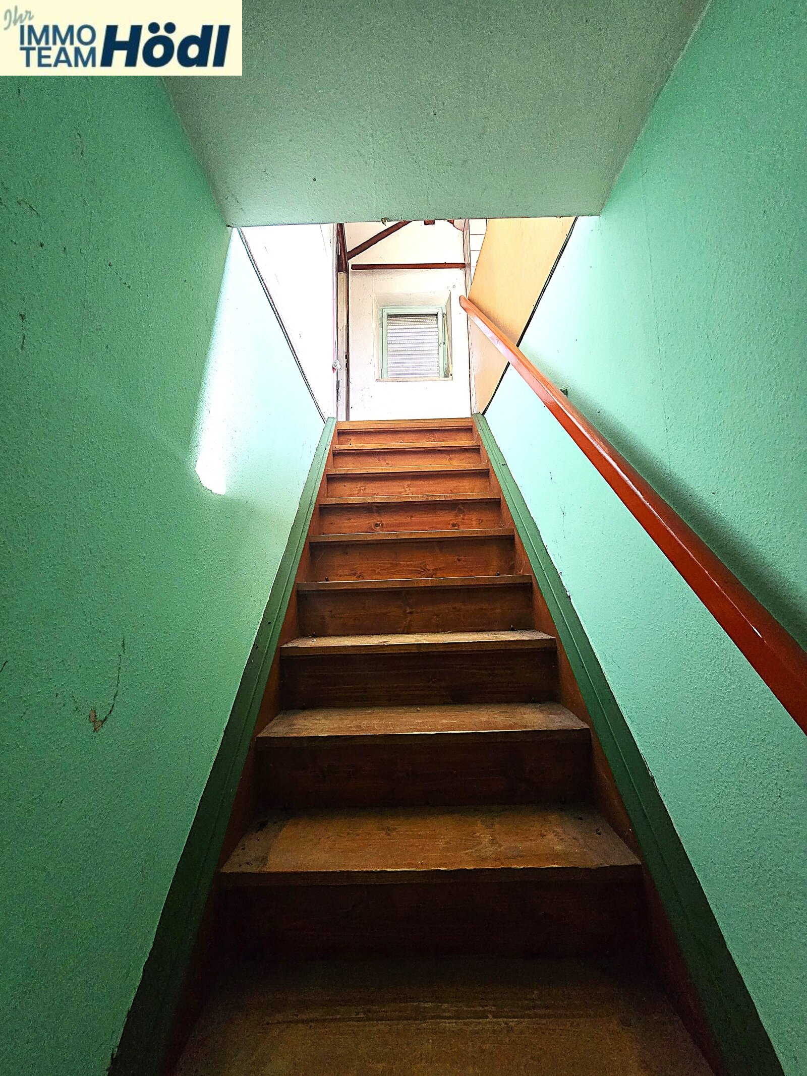 Treppe ins DG Treppe ins DG