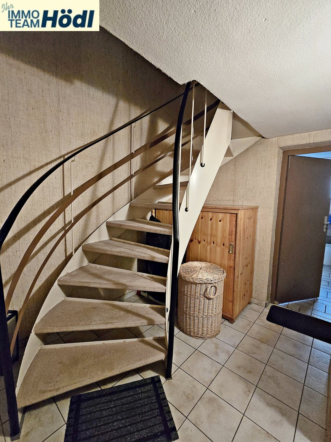 Treppe ins UG