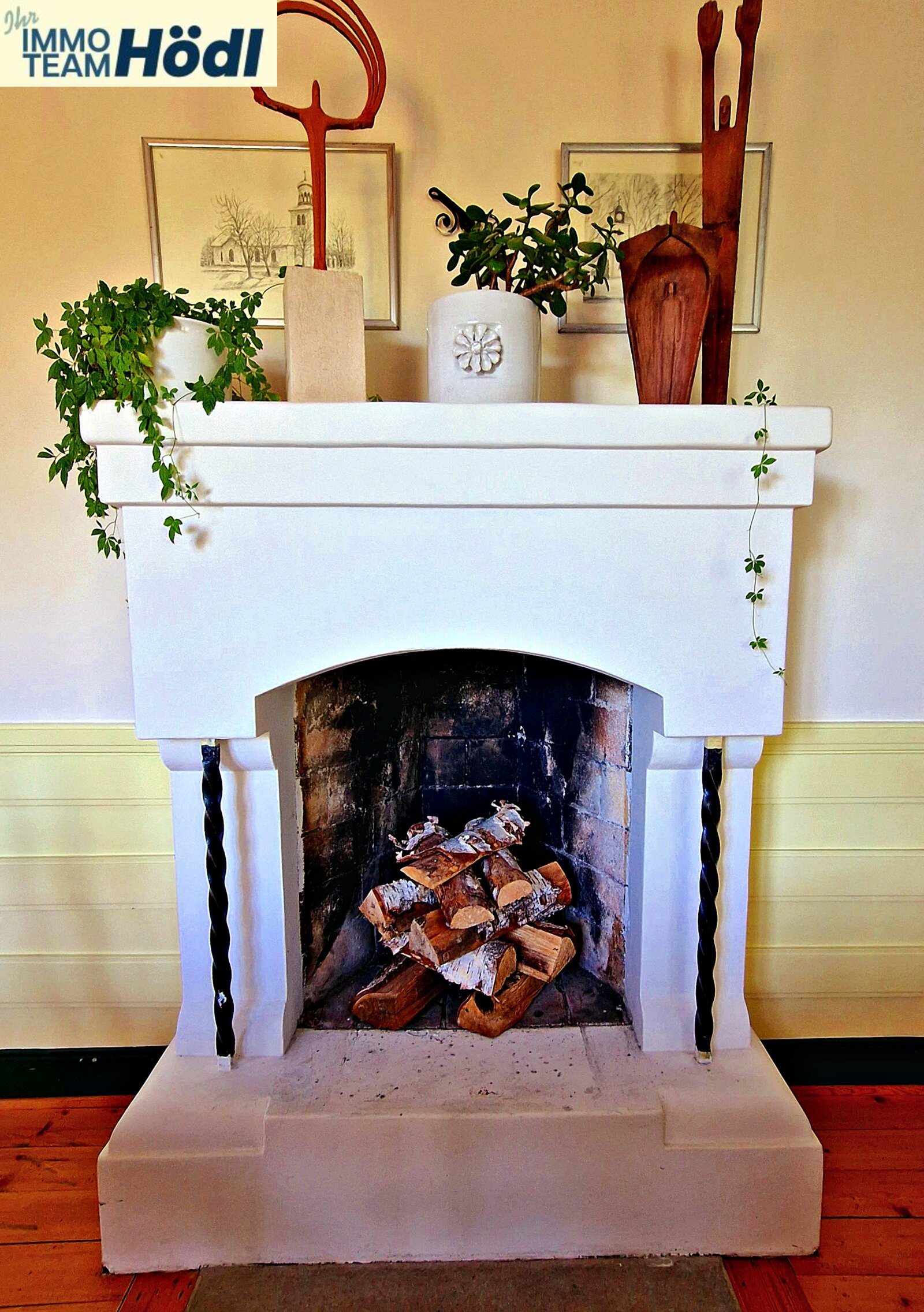 Kamin im Frühstücksraum 