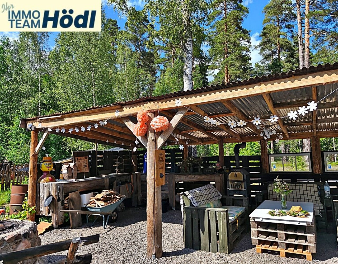 Sitzplatz an der Grillstelle