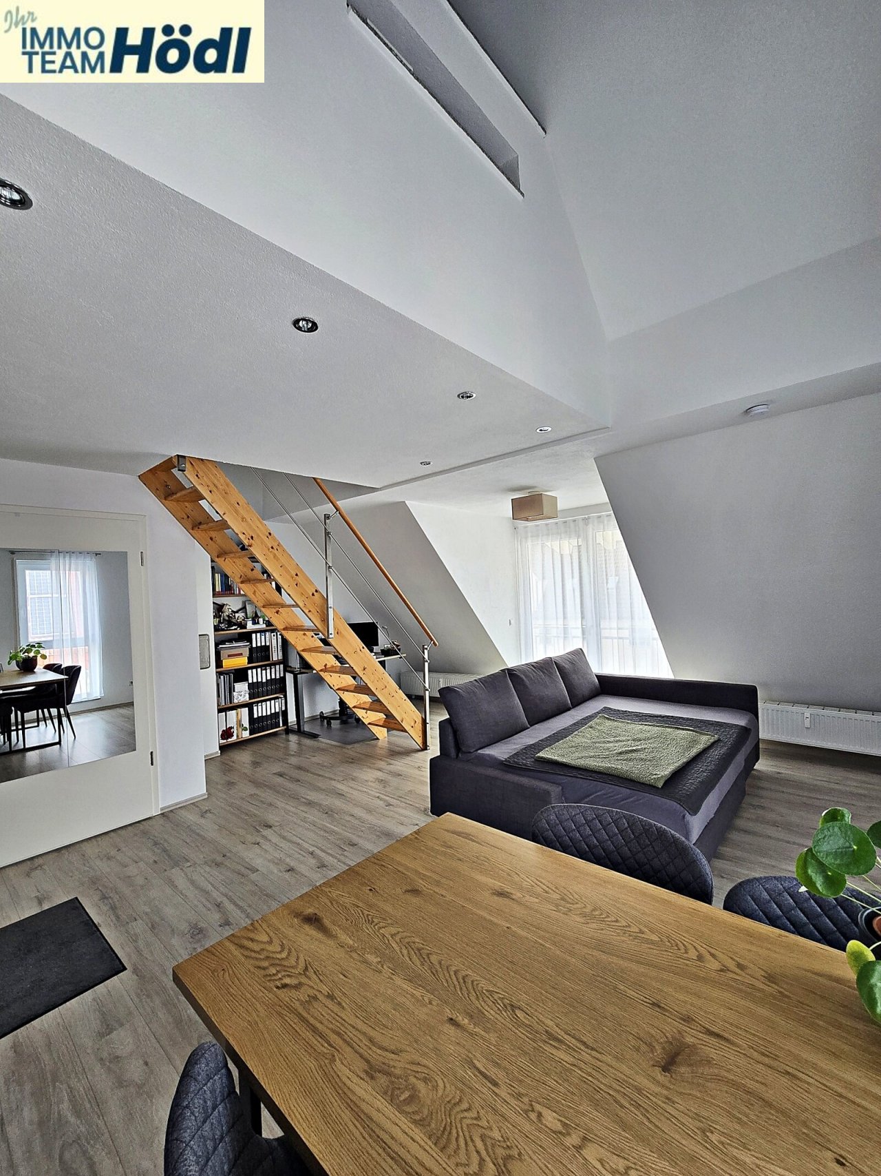 1. Foto Wohn- Schlaf und Esszimmer