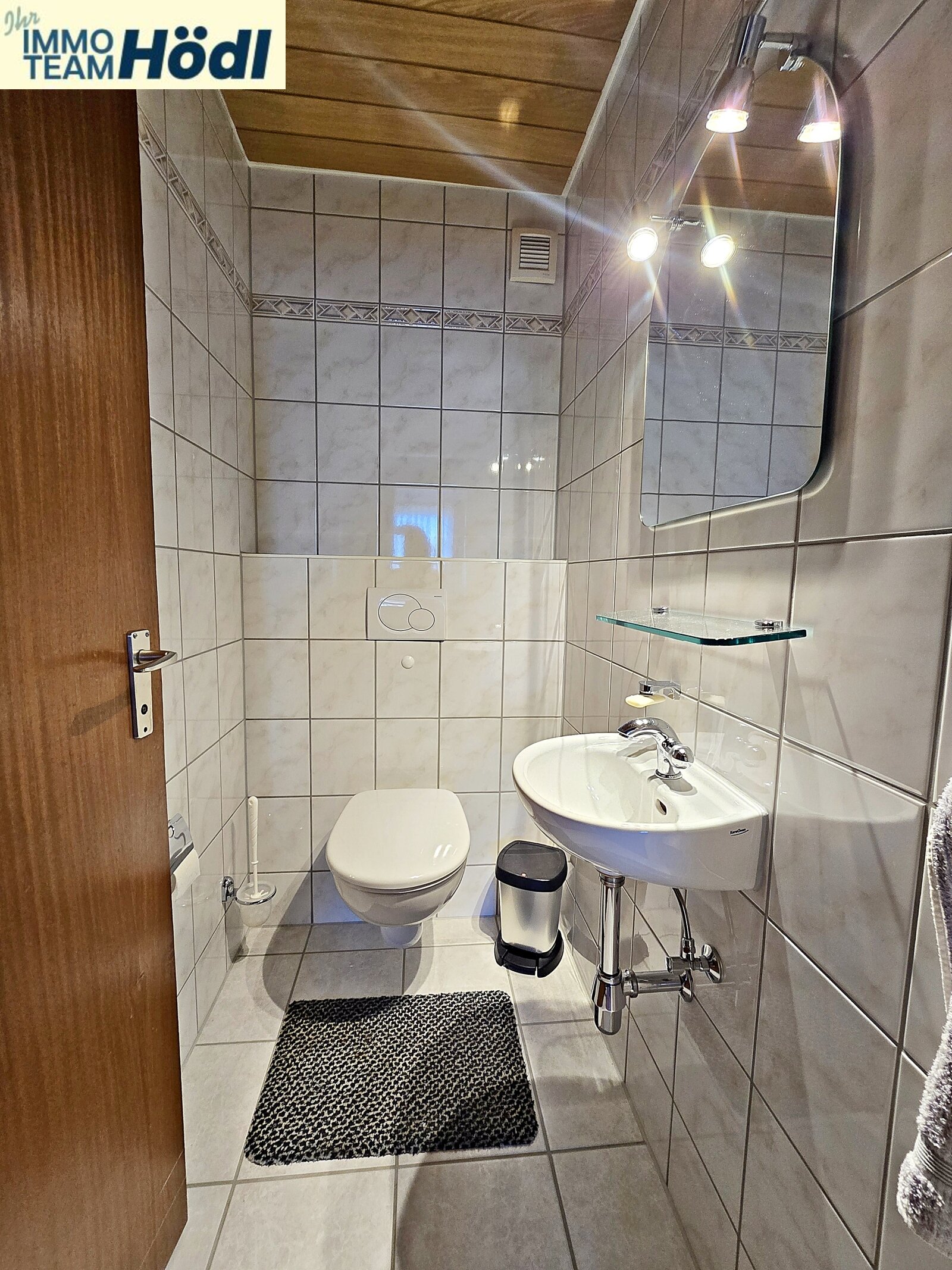 sep. WC mit Waschbecken