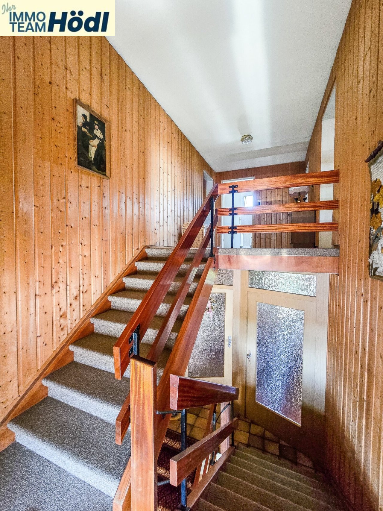  Treppe ins DG