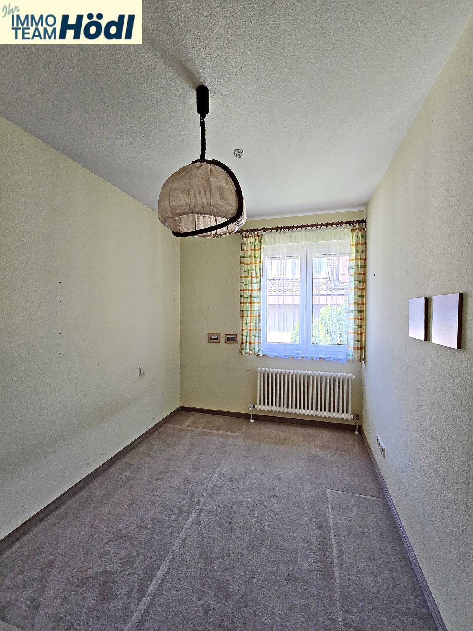 Kinderzimmer/Büro/Gäste im OG