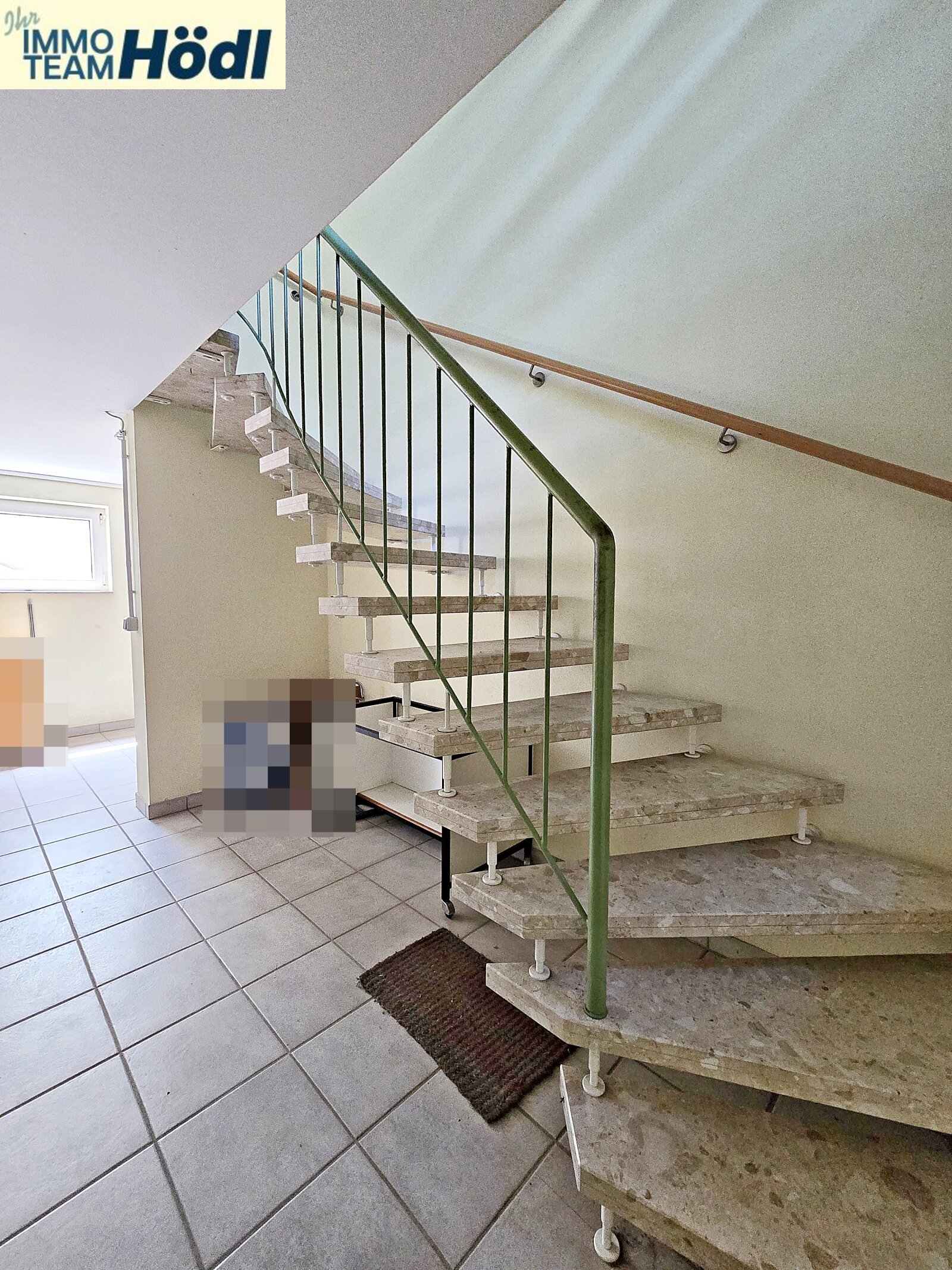 Treppe ins UG