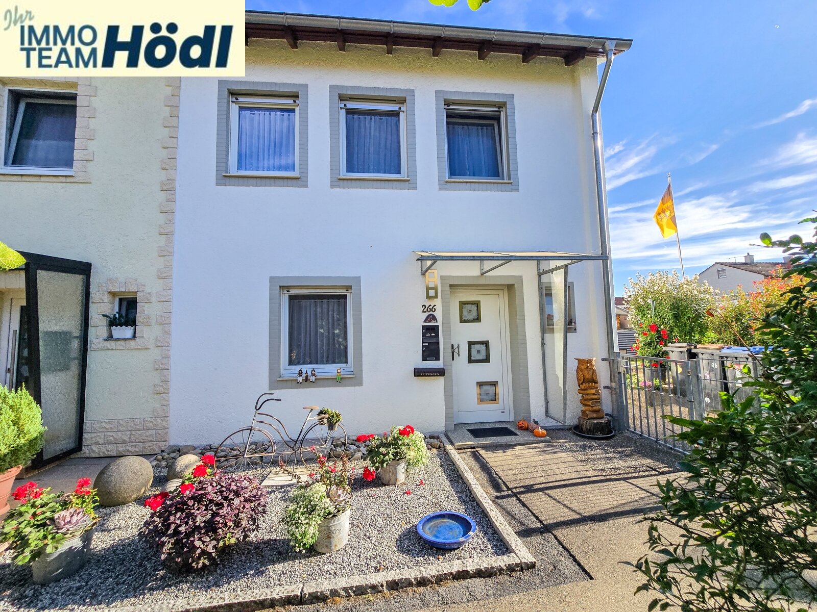 Modernisiertes Reiheneckhaus mit großem Garten, Garage und Klimaanlage 