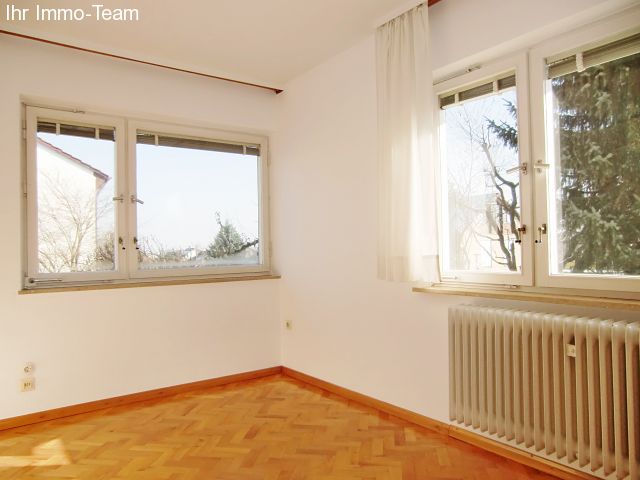 Büro im EG Büro im EG